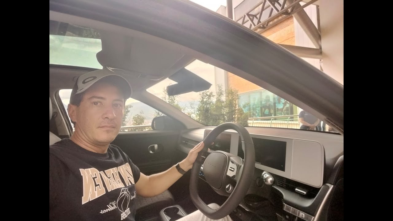 Hyundai ioniq5.El mejor vehículo eléctrico del mundo en Colombia. El carro eléctrico mas premiado.