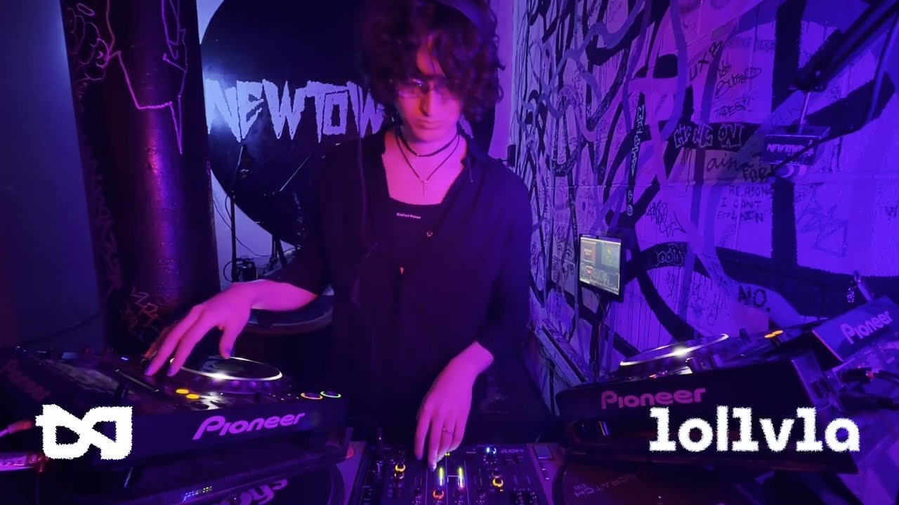 1ol1v1a | Deep, Groovy & Immersive Techno DJ Set | tension/release 002 @ Newtown Radio