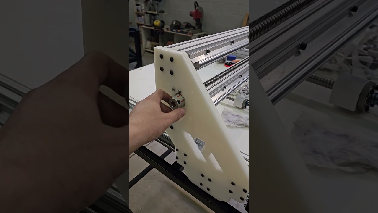 CNC Router Revolution 4 - Montagem Eixo X 