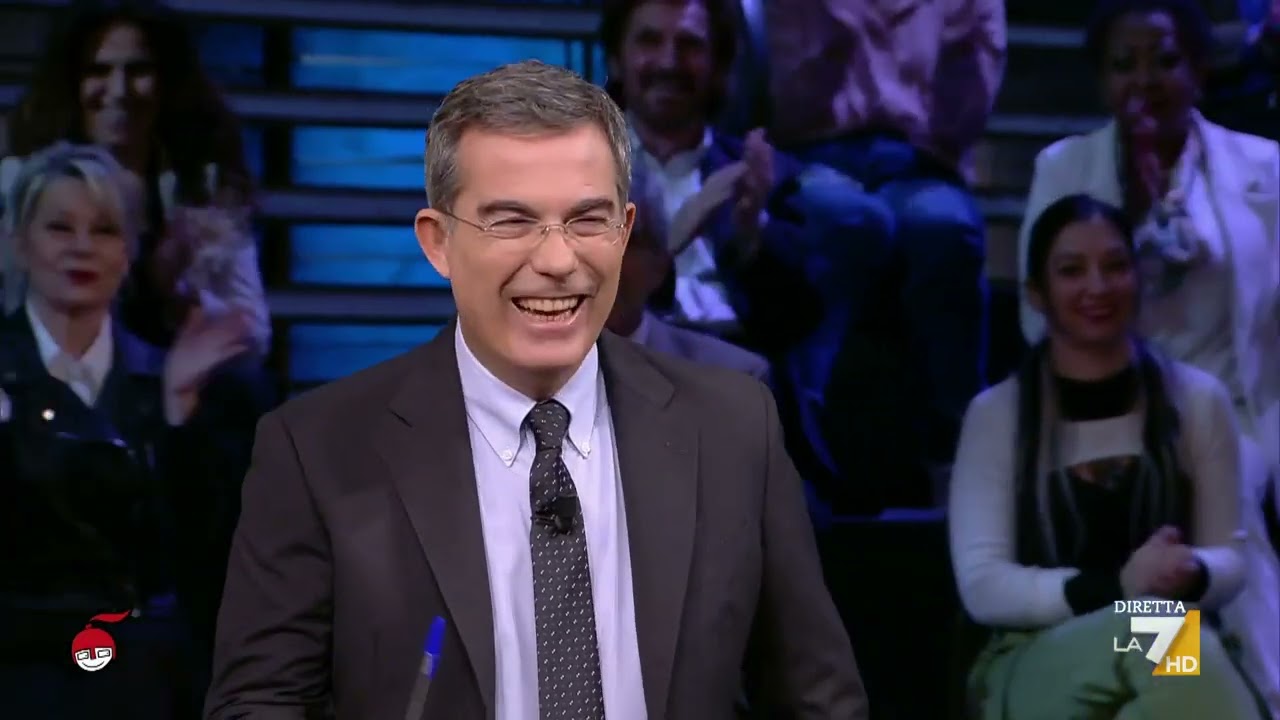 Botta e risposta tra Casini e Padellaro: 