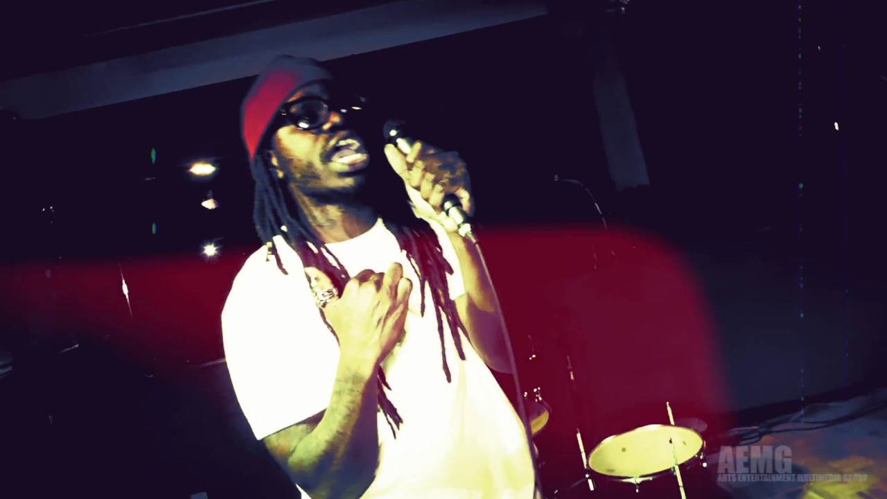Smoke Dank & Lo Performance