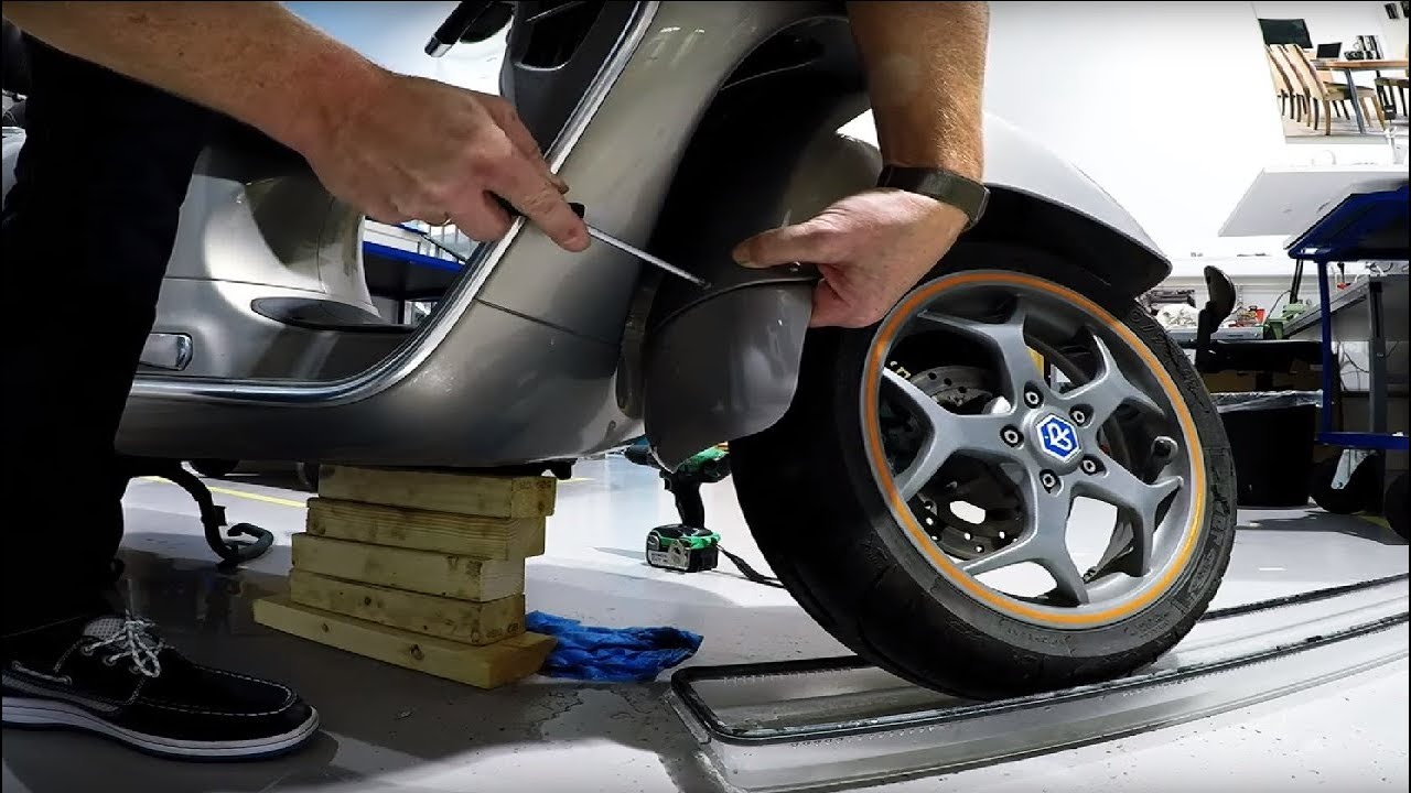 The SLUK front mud guard installation
