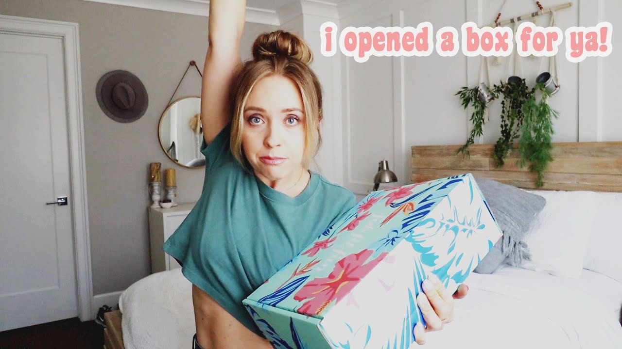 First Ever Fab Fit Fun Unboxing! | Ashley Nichole