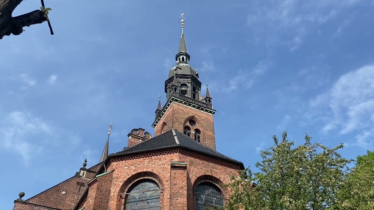 Helligaandskirken ringer til gudstjeneste