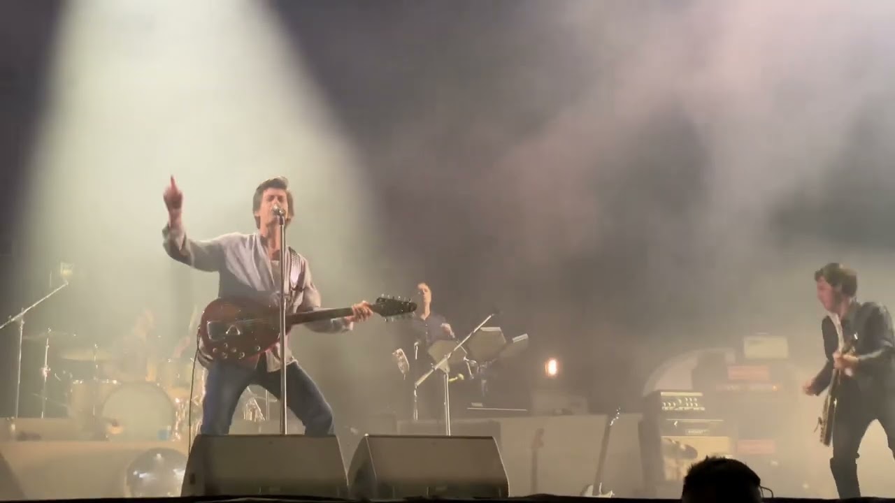 Do I Wanna Know? (Live Full Song) - Arctic Monkeys. Cala Mijas Festival 01/09/22
