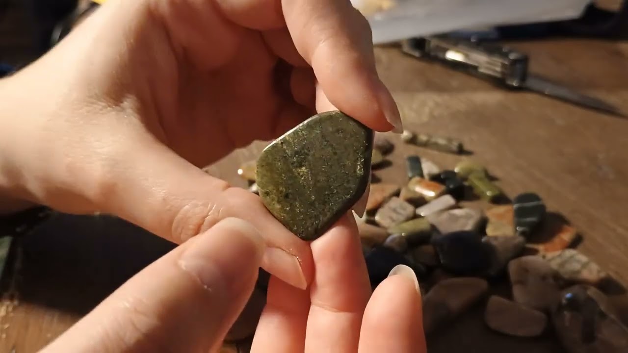 Unboxing Polished Rocks from Esty