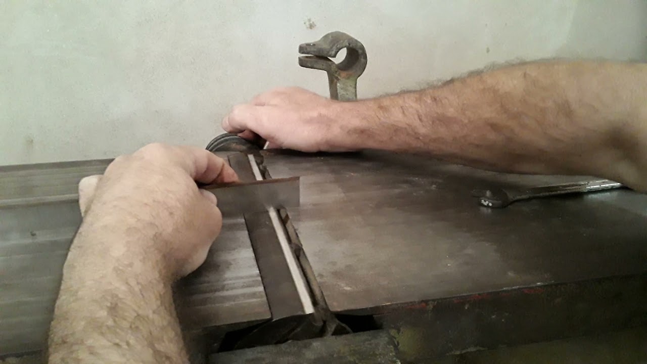 como trocar e regular a faca da plaina desempenadeira
