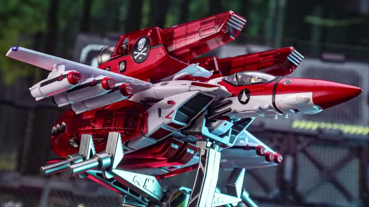 FG Model FG-01 Macross VF1S God of Flame w/ Fast Pack Armor Deluxe Version review.