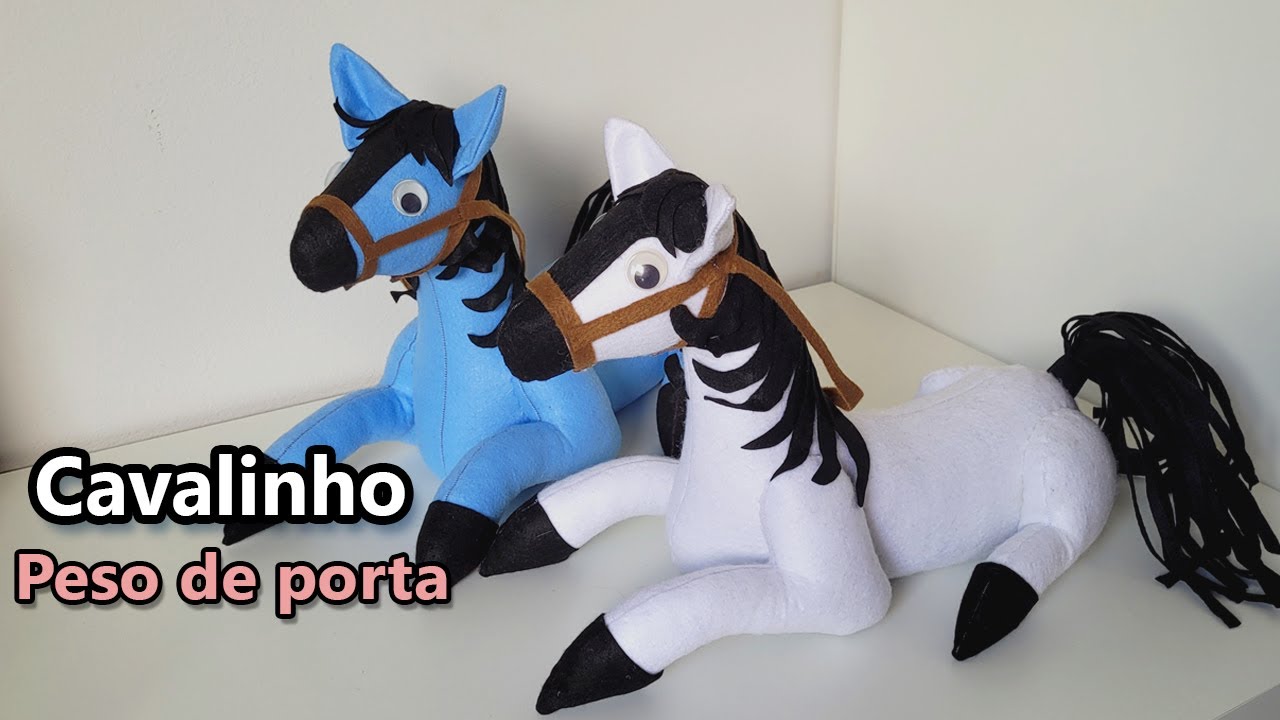 Cavalinho peso de porta com feltro ou tecido.