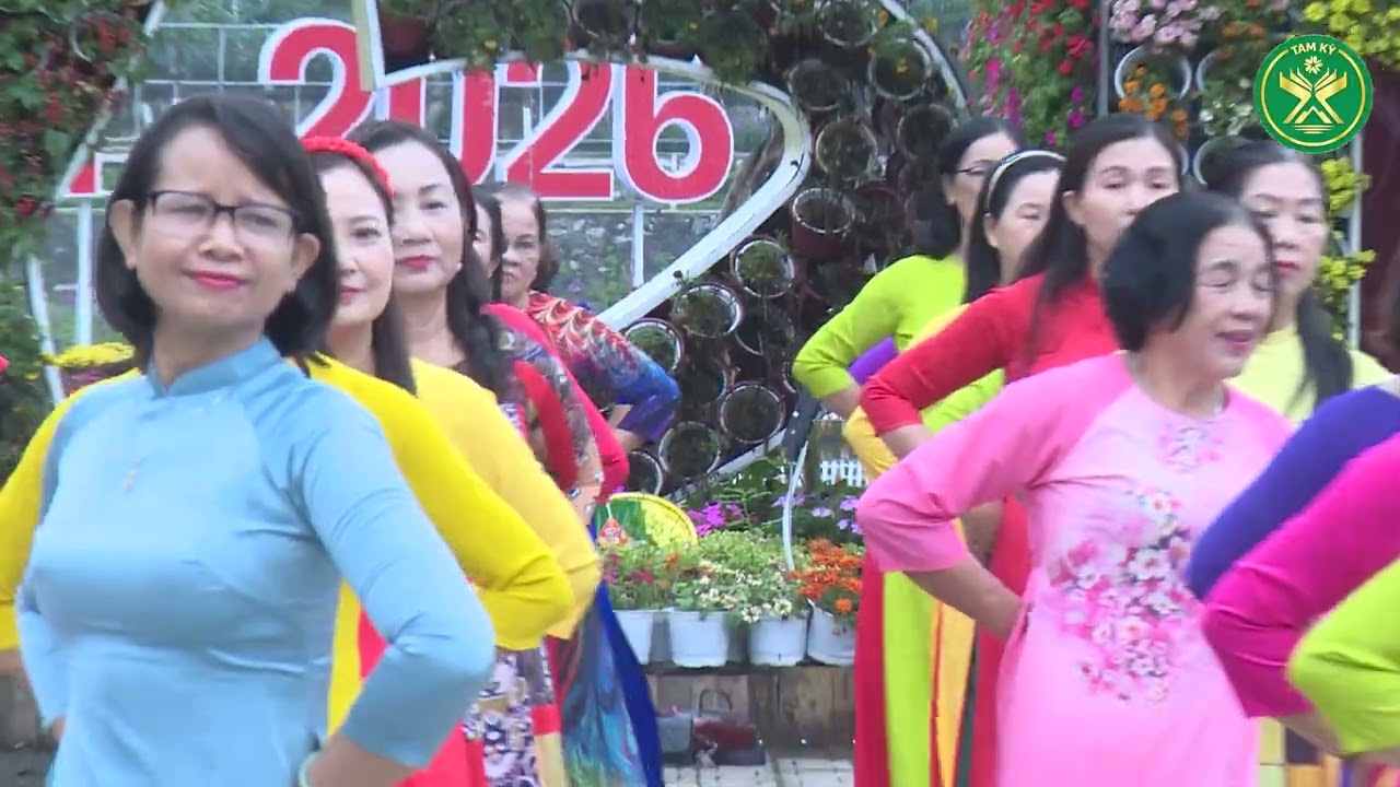 NHIEU HOAT DONG Y NGHIA KY NIEM NGAY 8 3