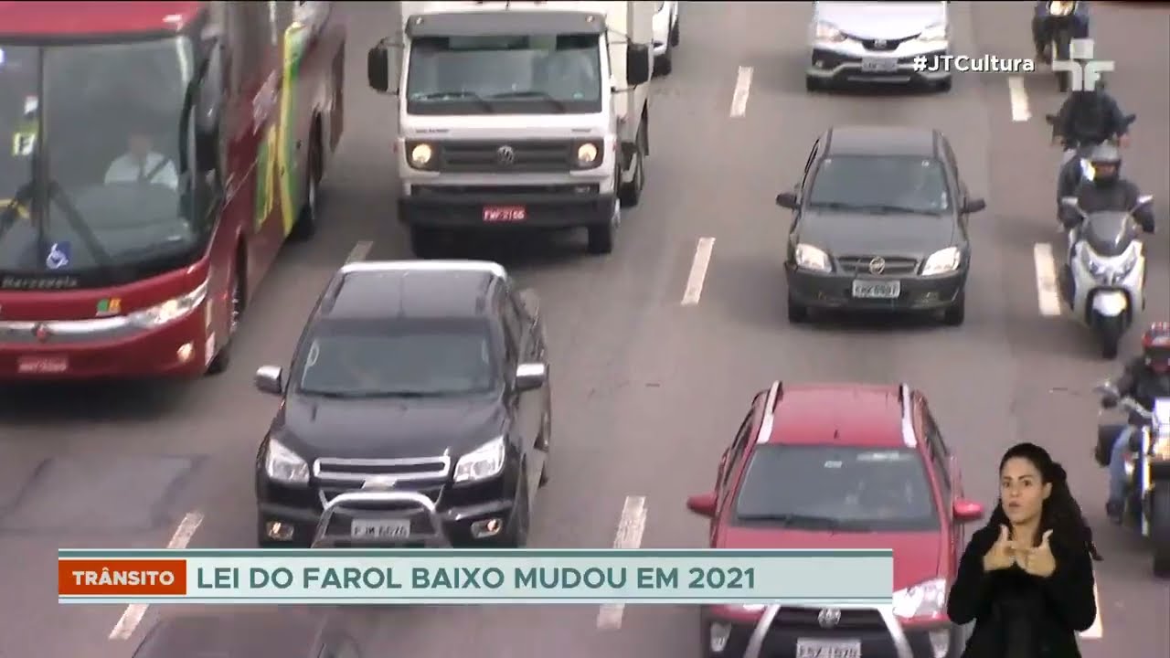 Lei do Farol Baixo: motoristas precisam ficar atentos &agrave; nova lei nas estradas