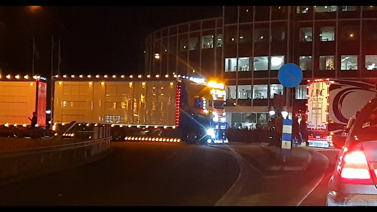 Christmas Truck Convoy in Örebro