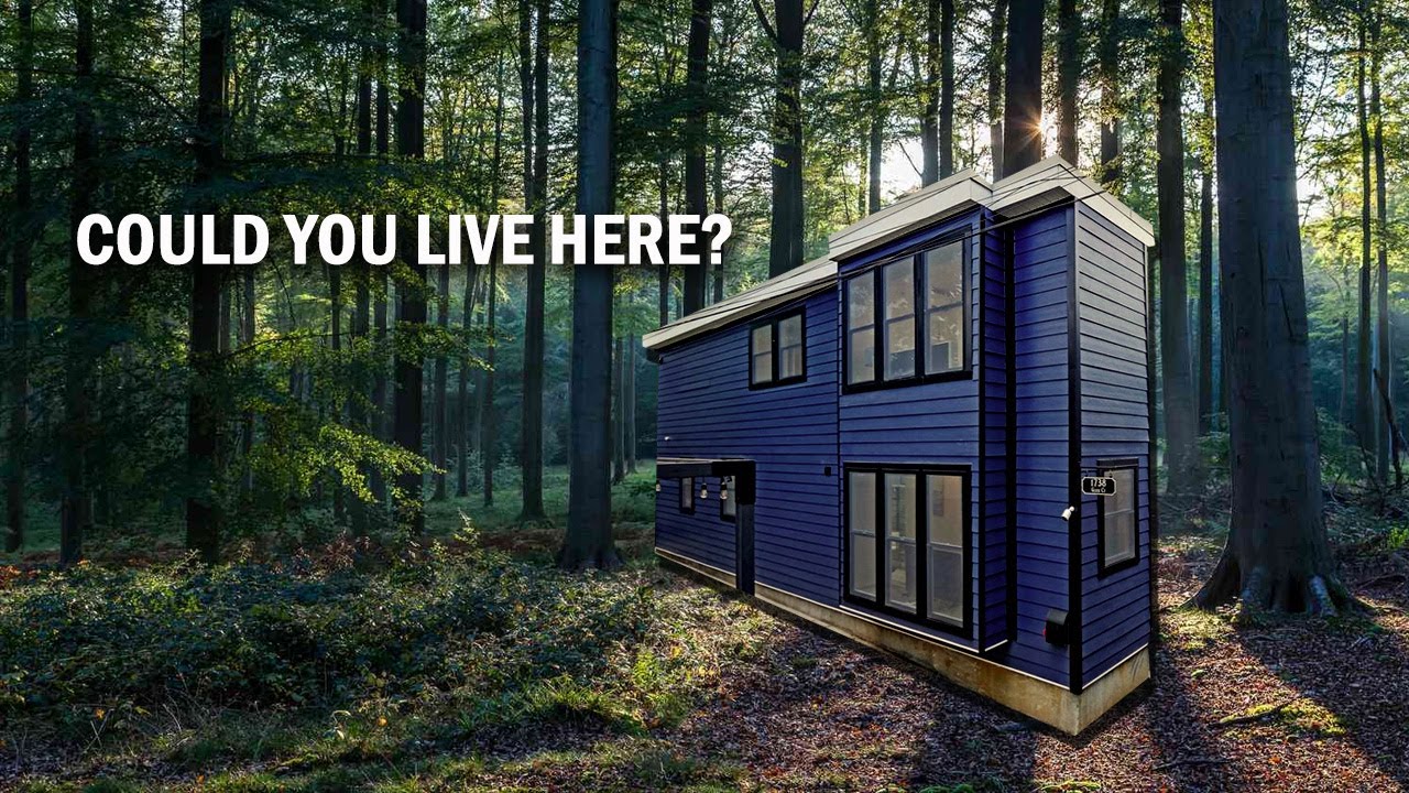 Inside a Skinny House  |  It's Bigger Than You Think