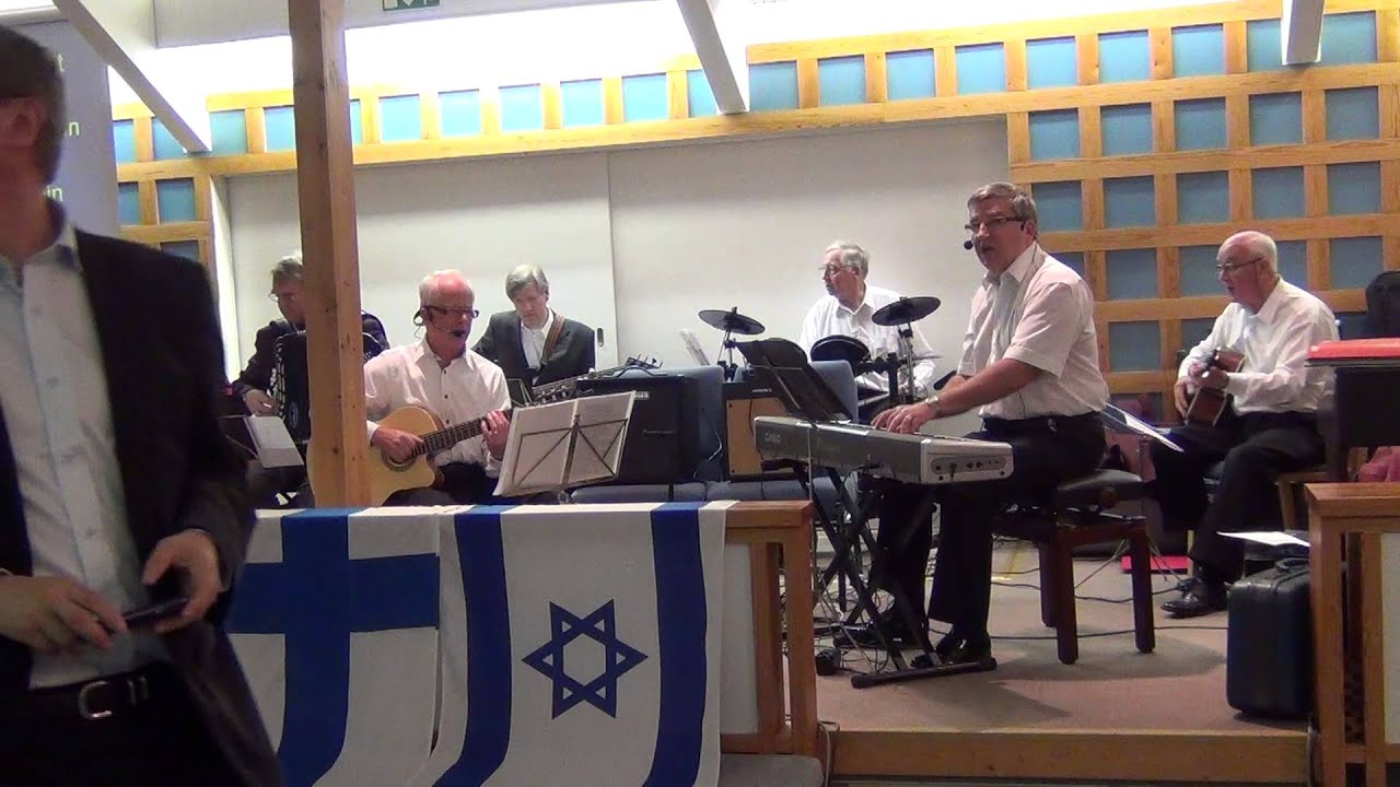 Hatikva by Retromiehet+Yleisö