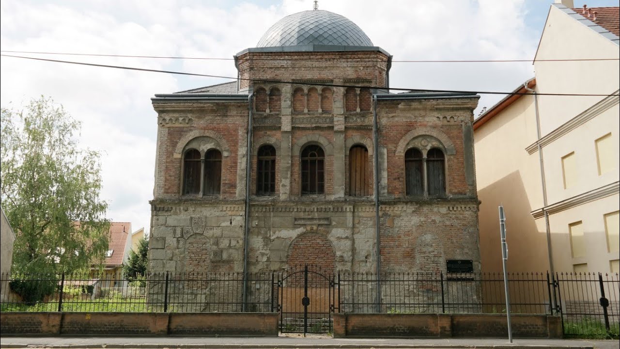 Soproni zsinagóga - abandoned synagogue Sopron