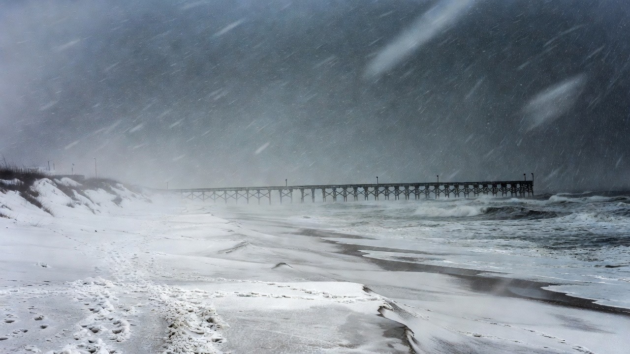 Winter Tides: A January Beach Escape Historic Snow Navarre Beach