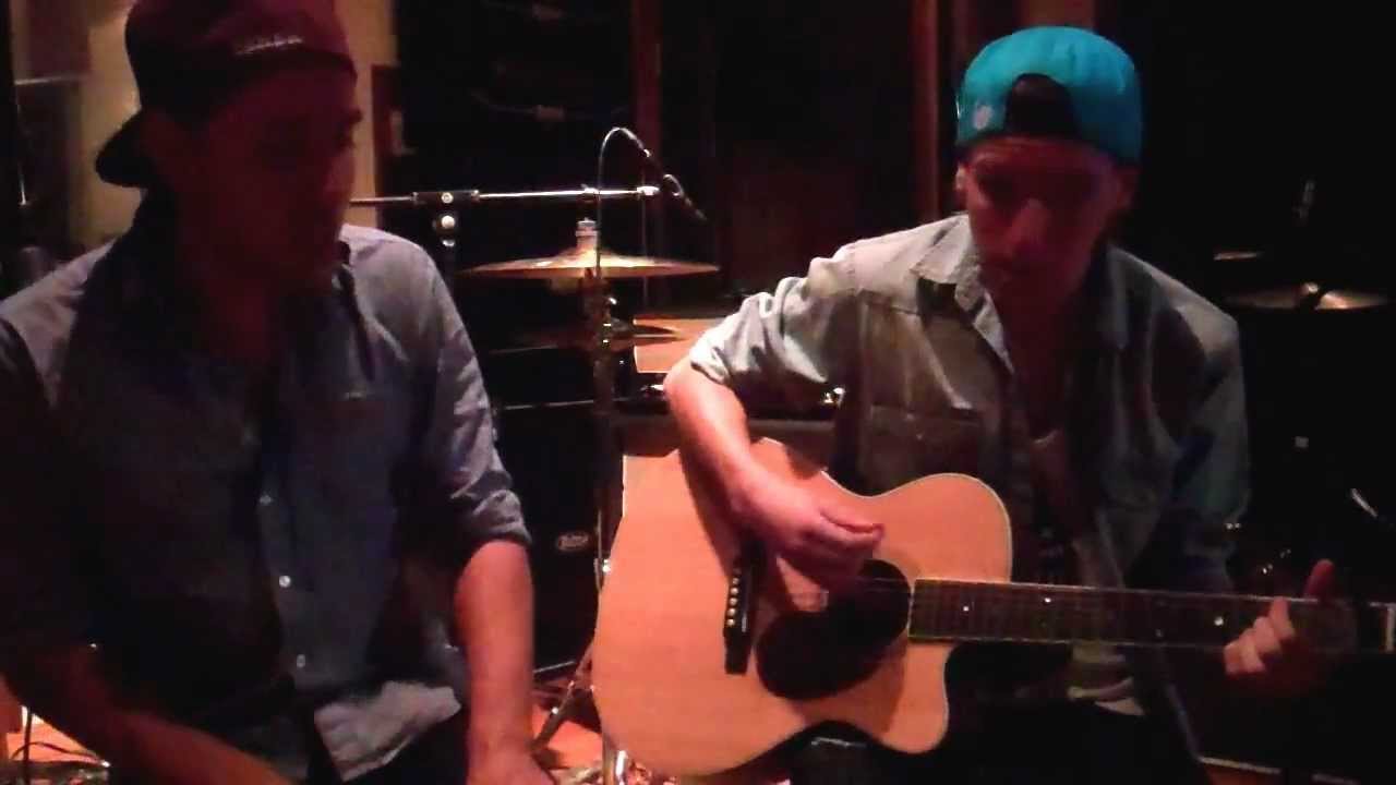 Ne-Yo 'So Sick' acoustic cover ft. Tyler Carter and Dylan Housewright