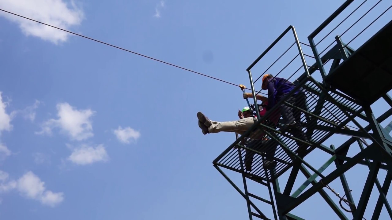 Zipline from Isla Janitzio to Isla Tecuena