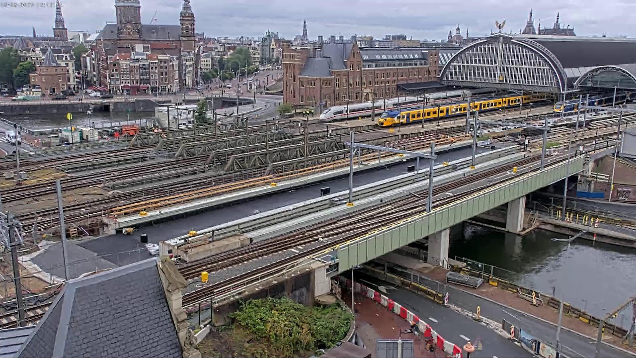Amsterdam De Vijf Bruggen camera 1