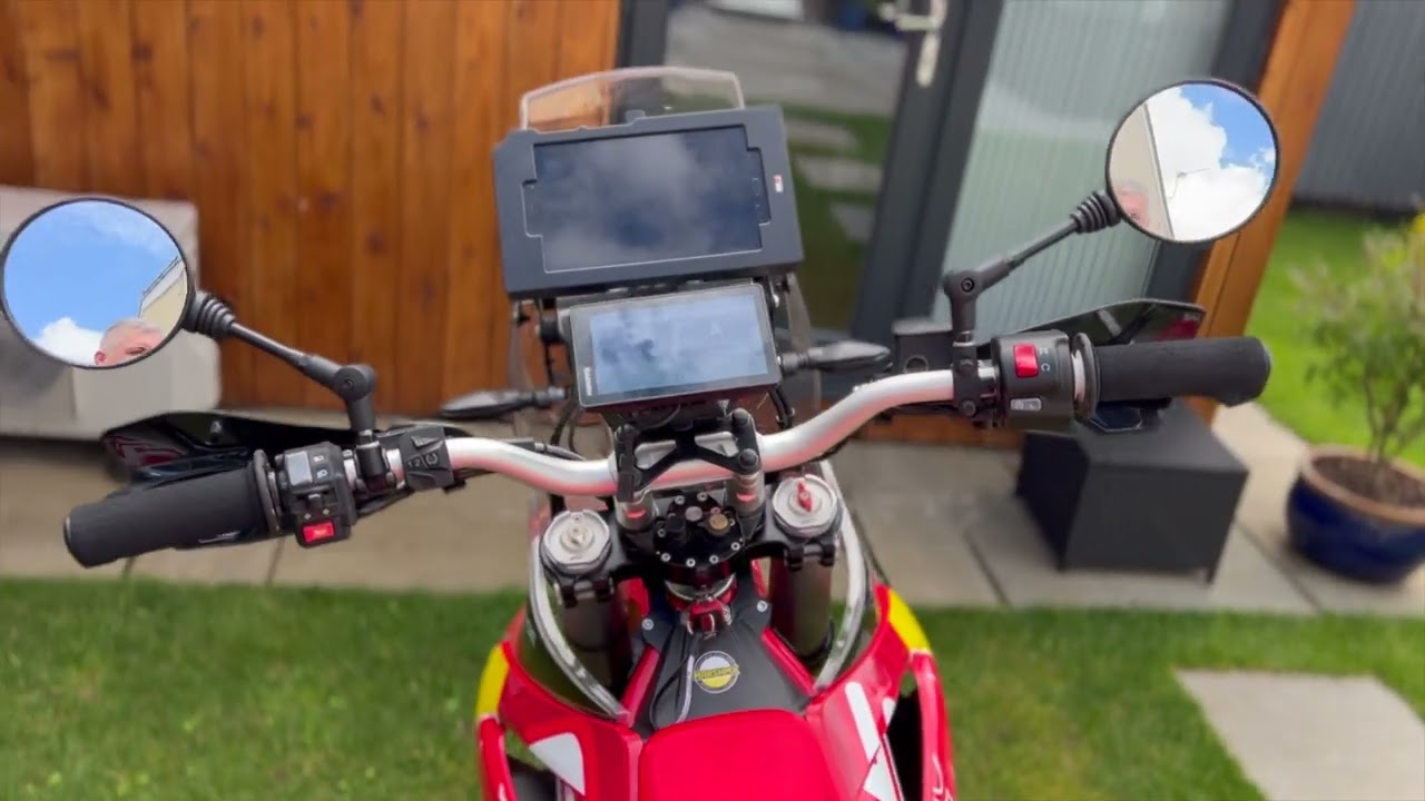 Ultimate Navigation Setup on GasGas Es 700: Rally Tower, Galaxy Active 3, and Garmin XT Navi