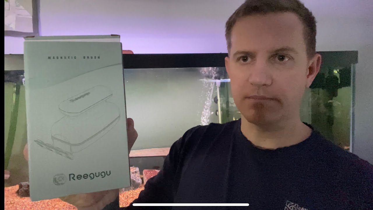 Reegugu L magnetic algae brush cleaning the red terror tank and product review