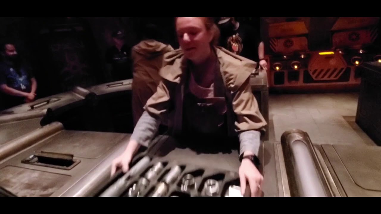 Savi’s Workshop Experience - Peace And Justice Lightsaber