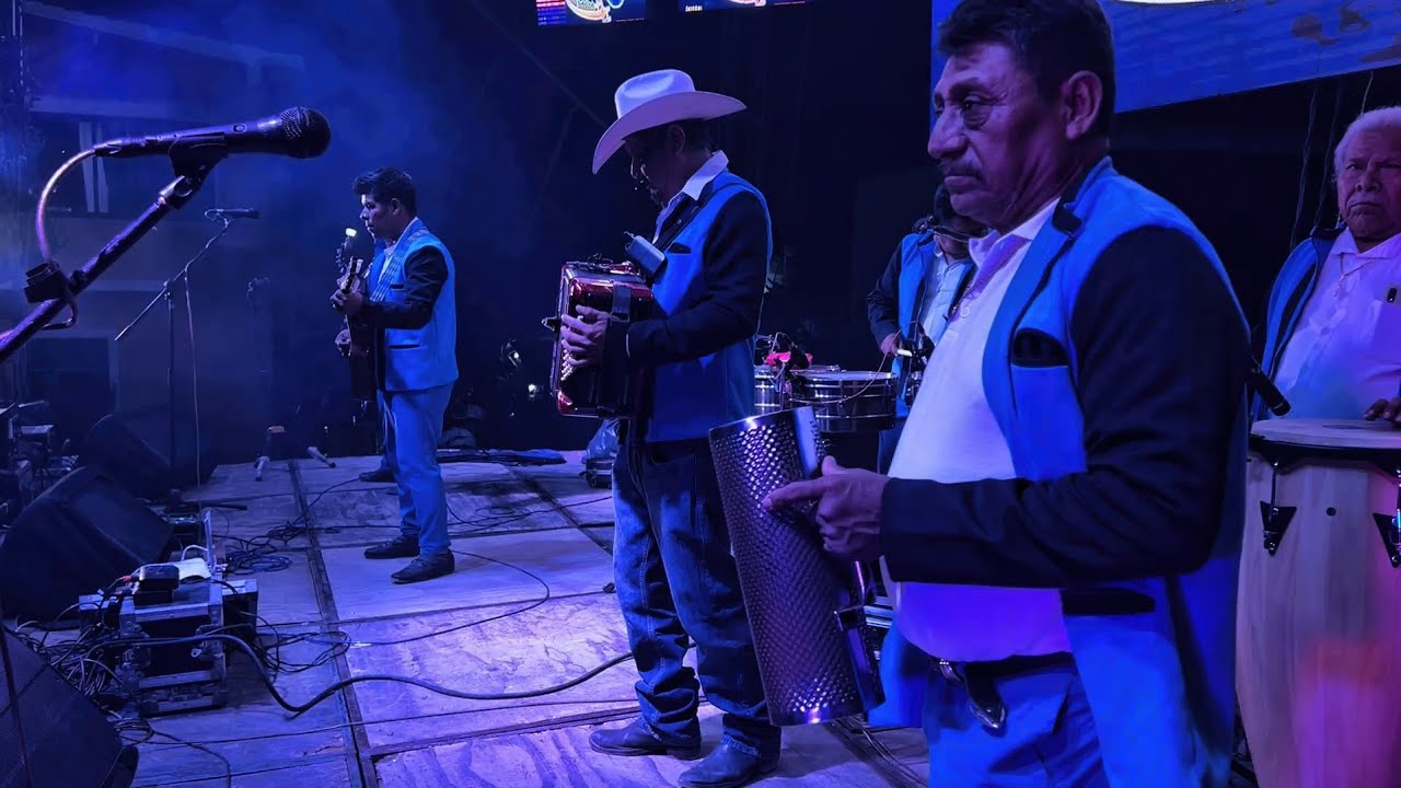 El Mero Mero LUZ AZUL DE TLAQUILTZINAPA GRO _ SESION EN VIVO 2025 🔥