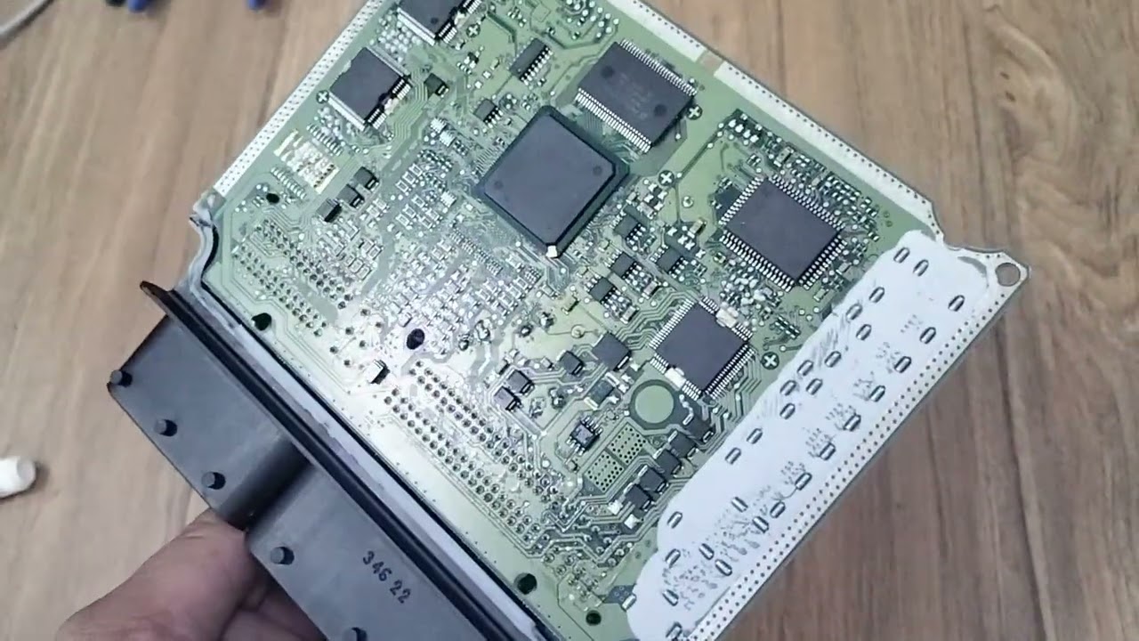 #กล่องECU Mazda bt-50 (แก้ก่อนECUจะพัง)#เปลี่ยนCใหม่กล่องECU  ทำให้คันเร่งไวกว่าเดิม