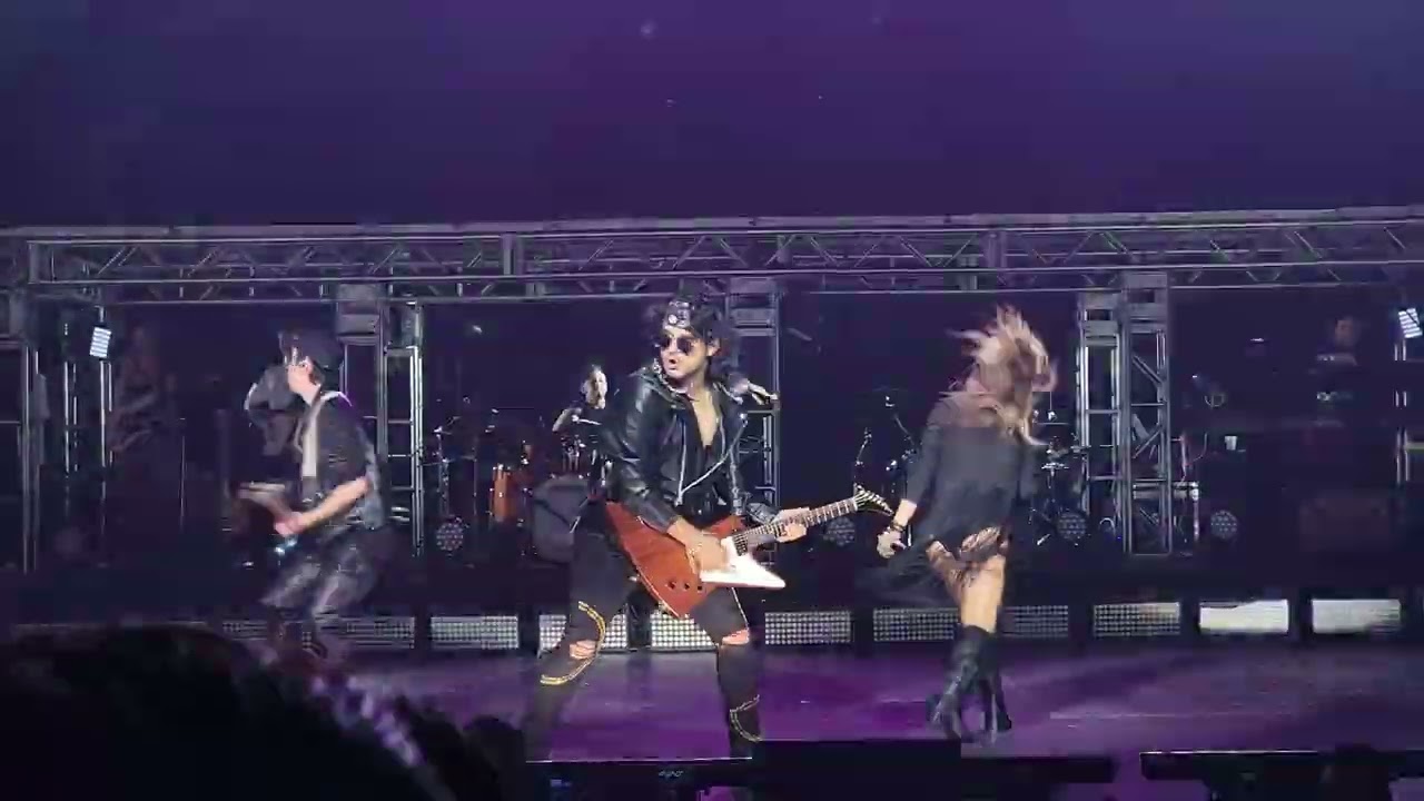 Nikki Clan - las curvas de esa chica en vivo en auditorio telmex guadalajara agosto 2022 pop tour