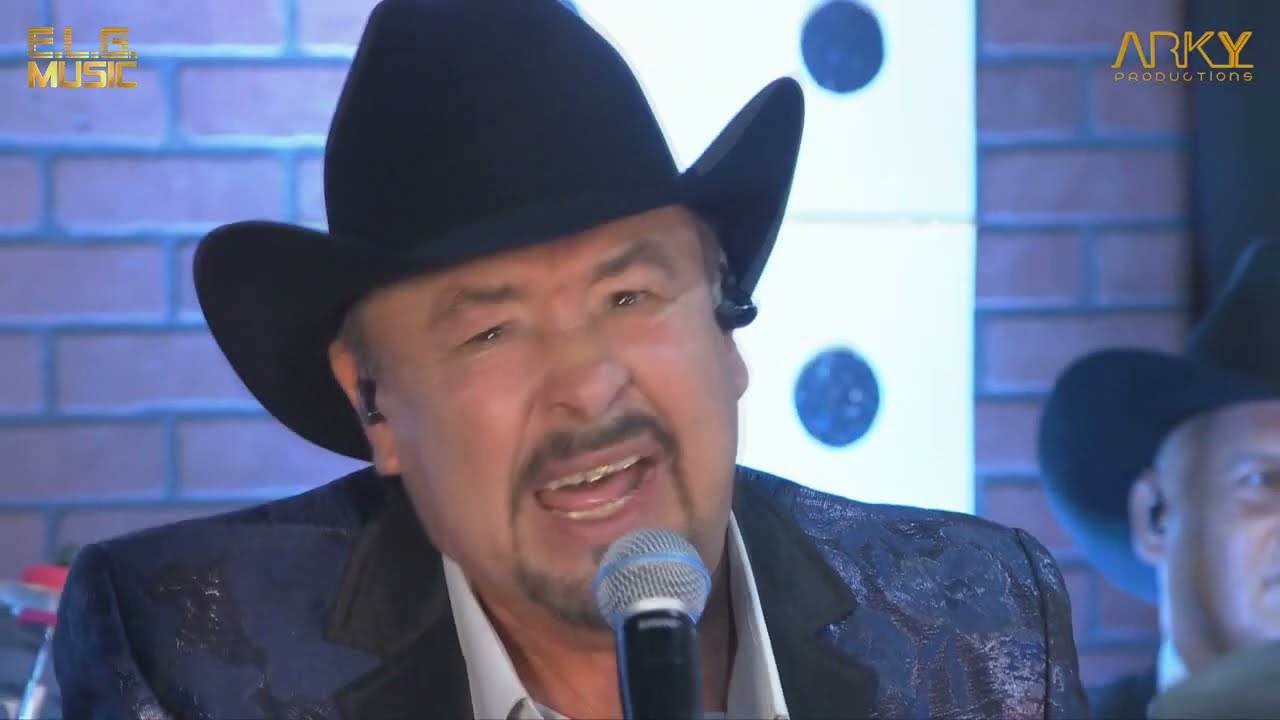 PRIMERA FILA - LOS TRAILEROS DEL NORTE