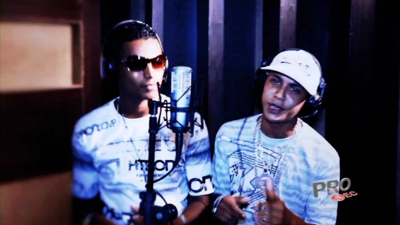 MC SHELDON E MC TROIA - NOVINHA KIKA - CLIPE DO DVD 2011 OFICIAL
