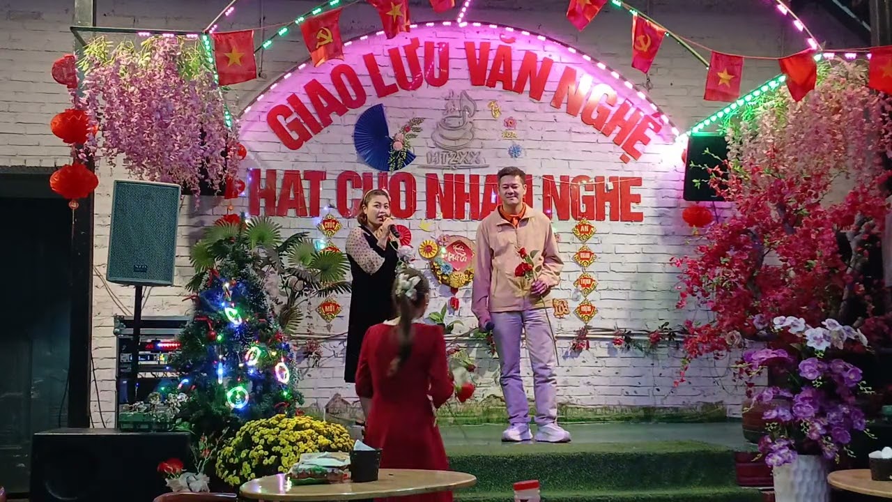 Đêm Qua Nhớ Bạn - Dân ca quan họ; Robinson & Bích Hậu ( phòng trà Hồng Hạnh, Nhân Hòa 7-2-2026).