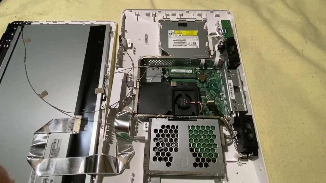 Моноблок HP, модель 20-C434. Замена оперативной памяти: как заменить 4 ГБ на 8 ГБ DDR4-2666 SODIMM.