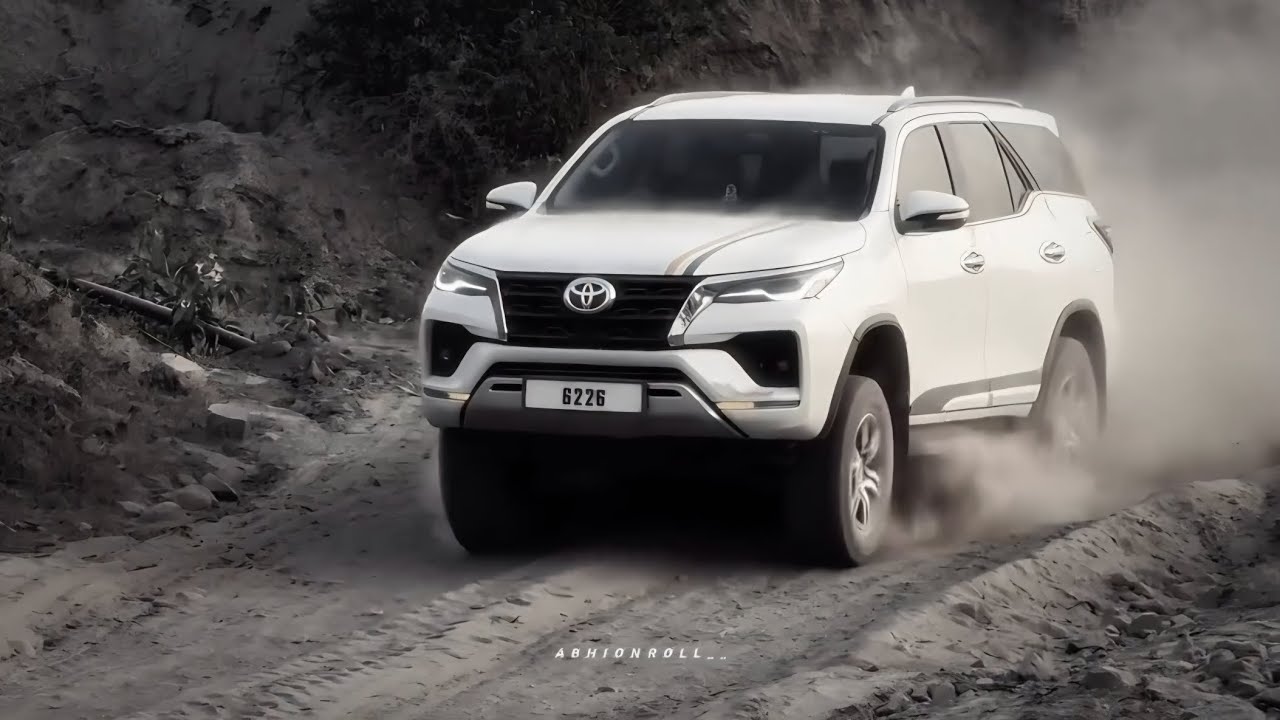 Fortuner 4k Cinematic drift #viralvideo #toyota #fortuner #cinematic #drift #yoyohoneysinghallsongs 