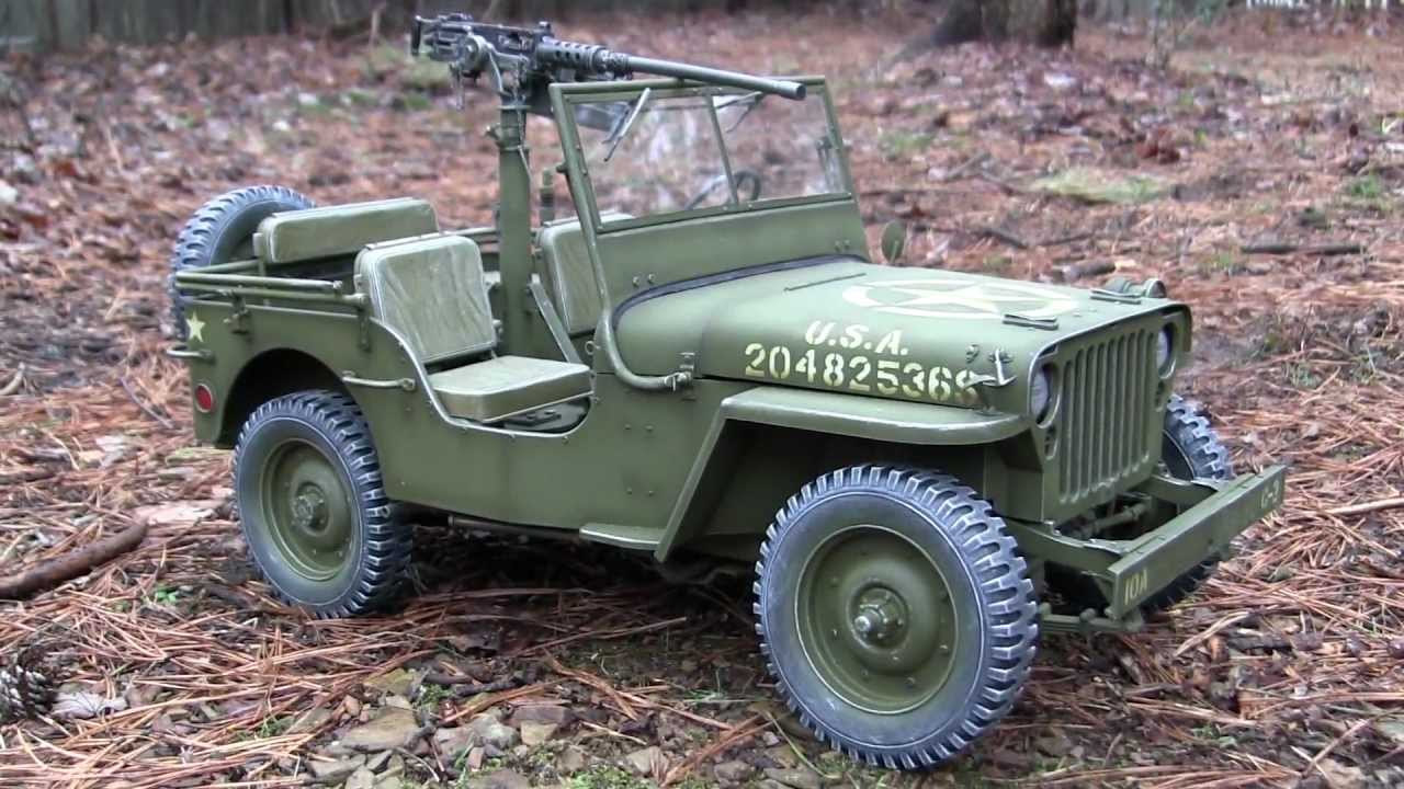 1/6th scale Dragon US Jeep kit model showcase video.