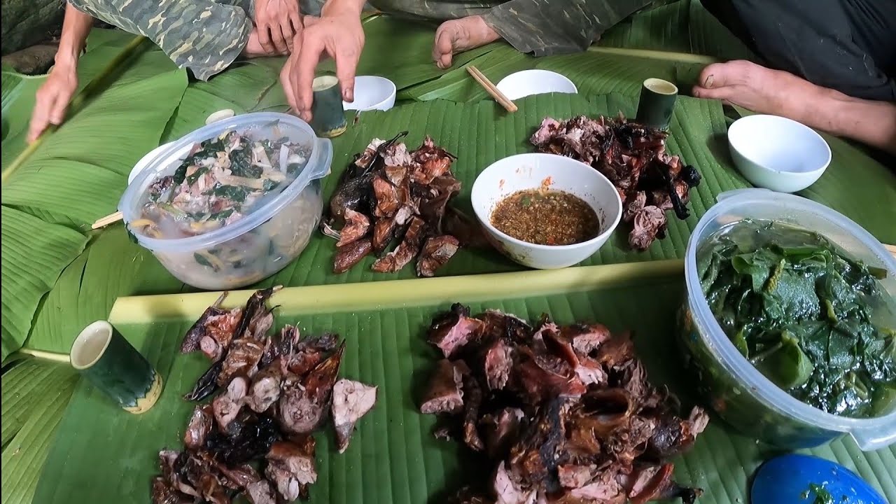 Phiêu lưu không màng đến sự đời kiếm được gì ăn đấy, sinh tồn hoang dã