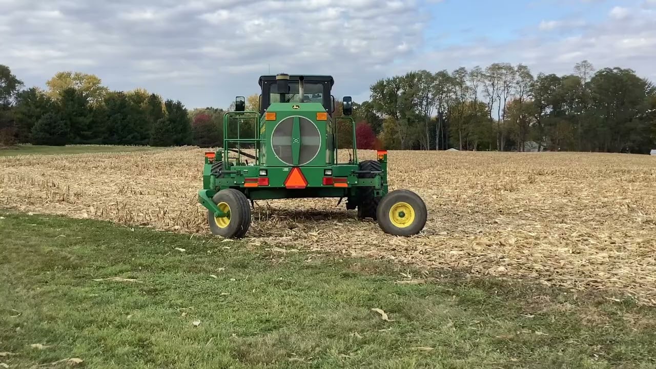 2007 John Deere 4995 Windrower 