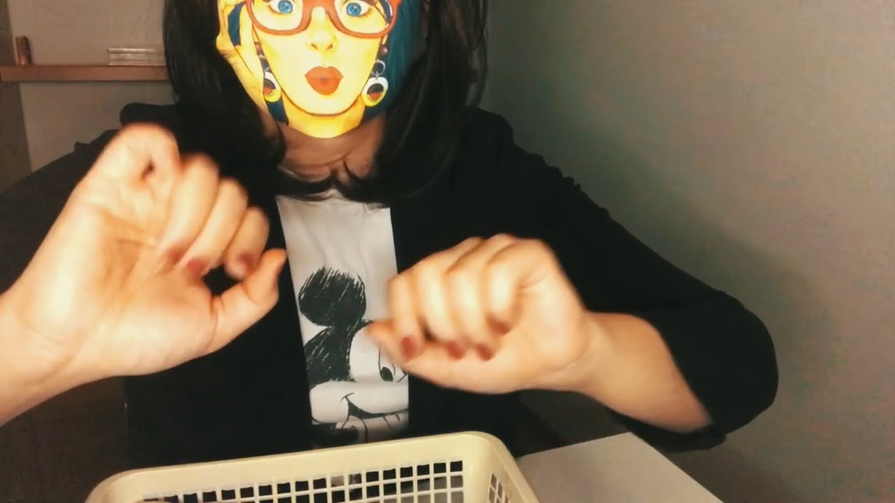 uzbekcha asmr. qo'l harakatlari va tapping