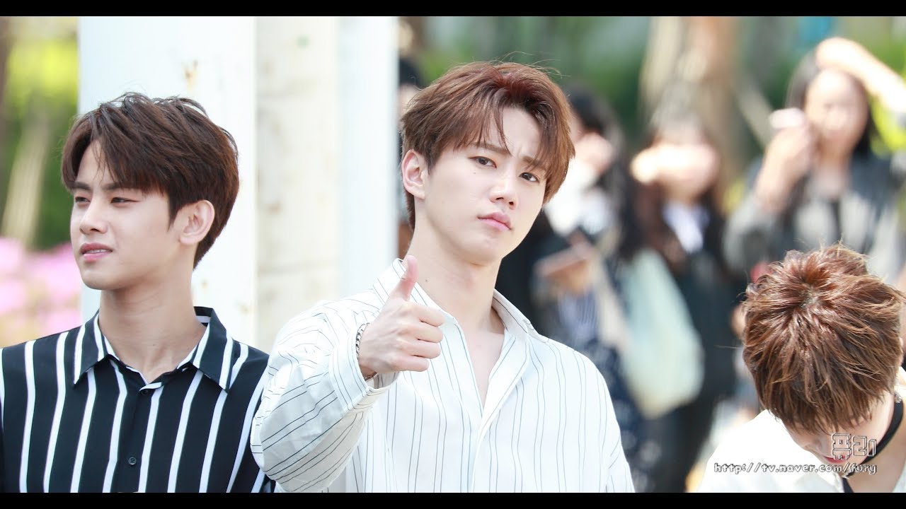 180428 유앤비(UNB) 준 (MBC 음악중심 미니팬미팅)
