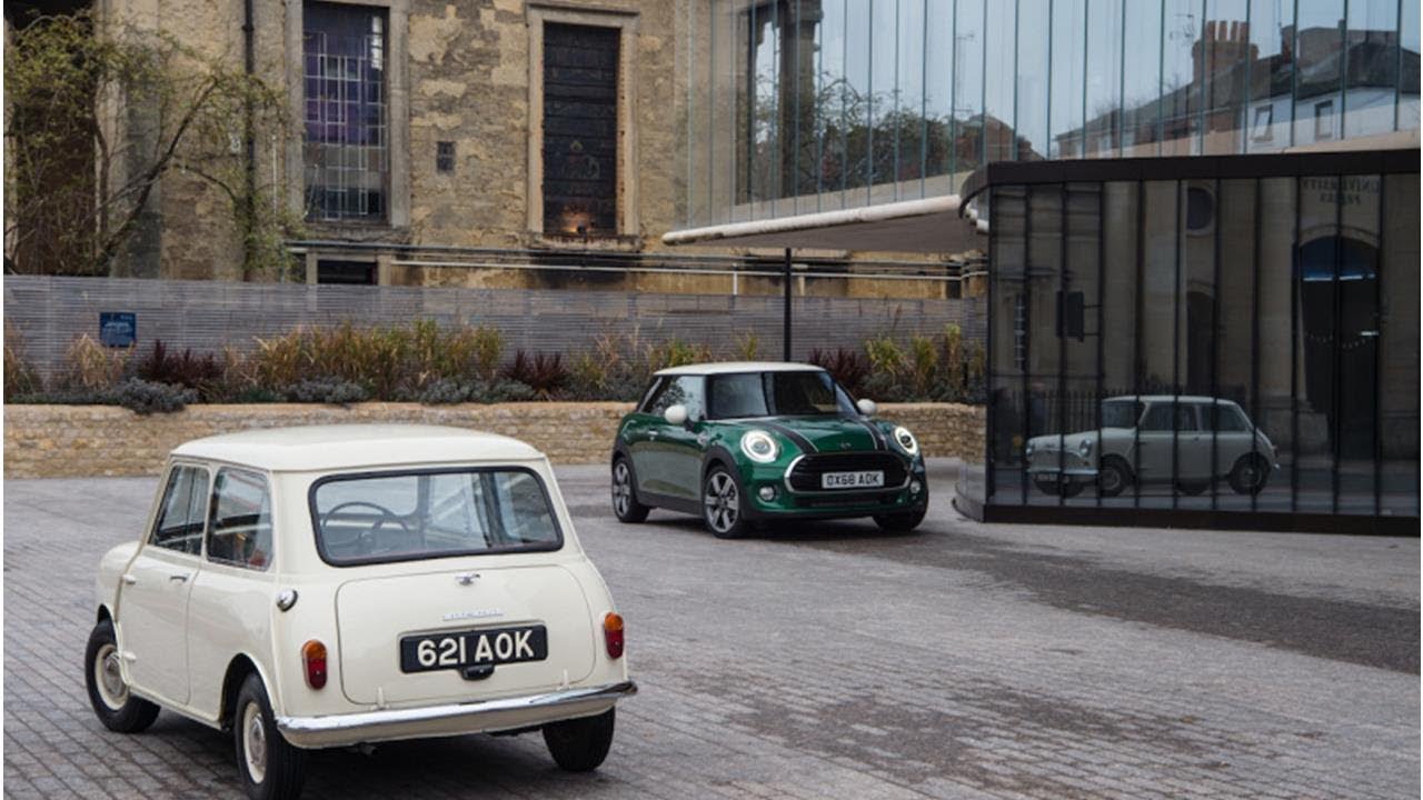 【新車】MINI生誕60周年を記念した「MINI 60 YEARS EDITION」を3ドア／5ドア仕様に設定