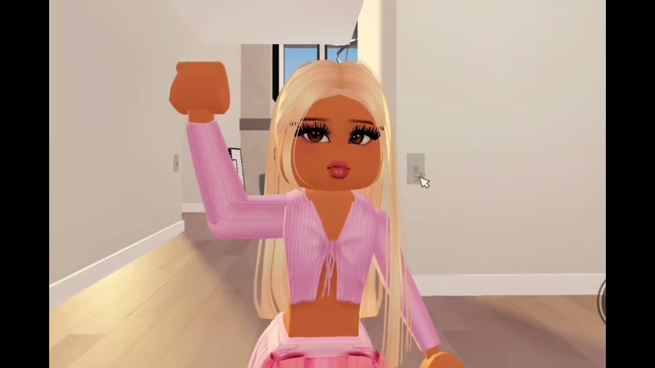 Cringe  barbie 😬 