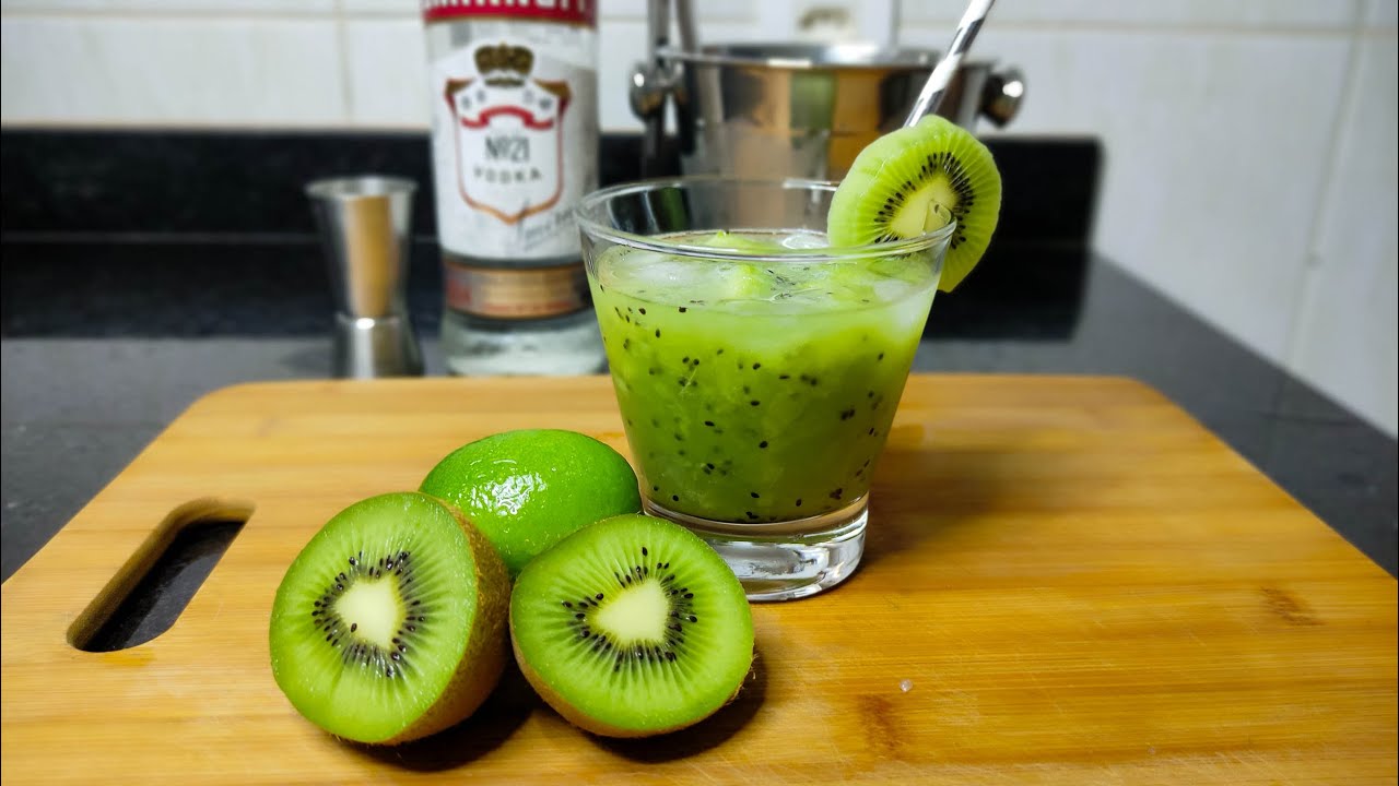 Caipiroska de kiwi, simplesmente uma delícia