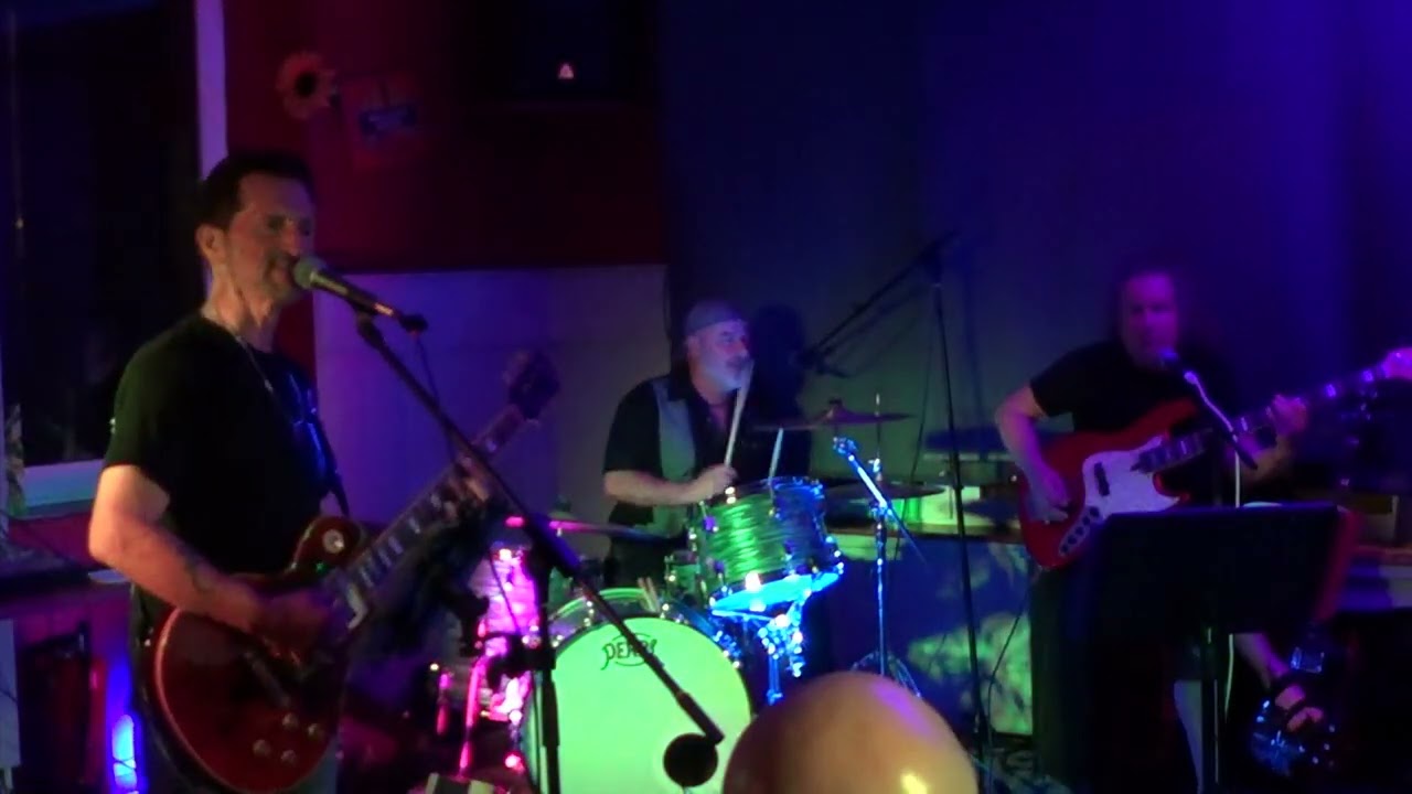 LUCKY GUYS EXPLOSION  Call me the breeze
