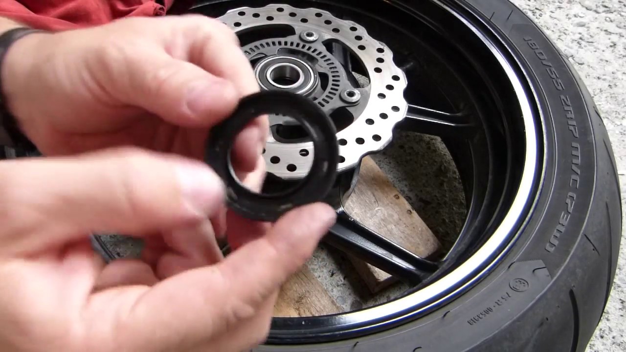 Rear wheel bearing replacement - short version