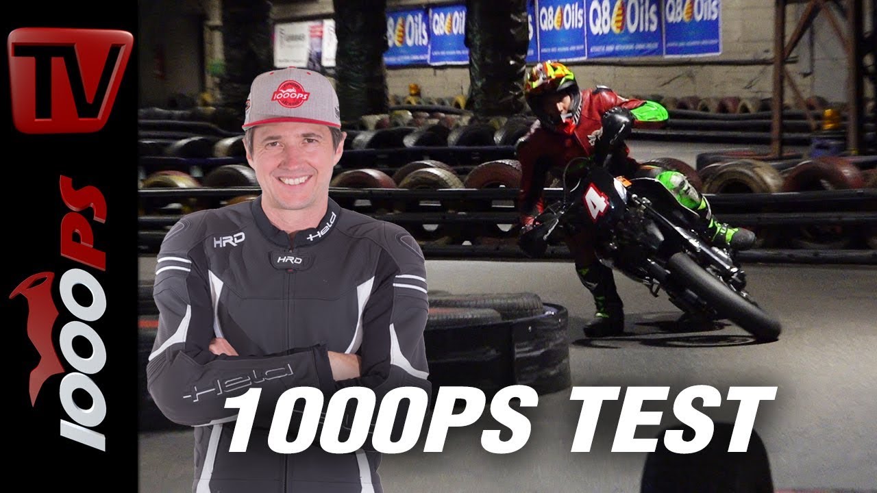 2 Takt Supermoto Driftwahnsinn - Training in der Karthalle Marktl 2/3 - Supermoto fahren lernen