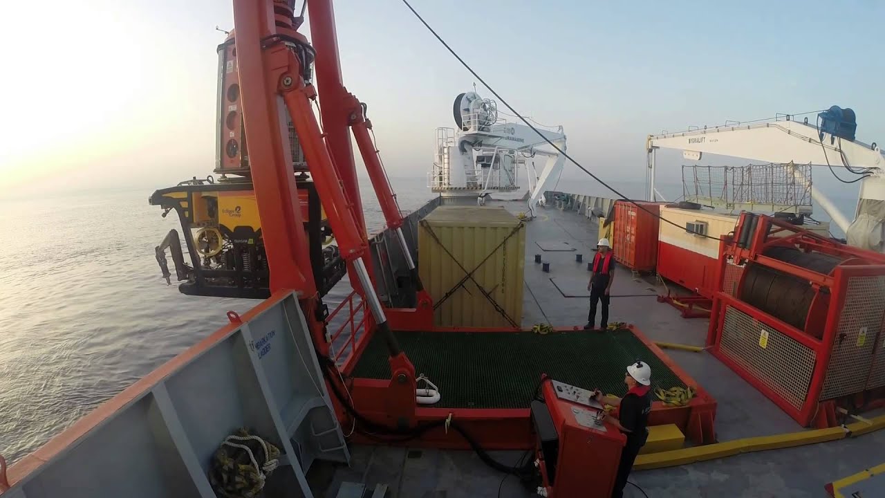 SMD Quasar work-class ROV recovery