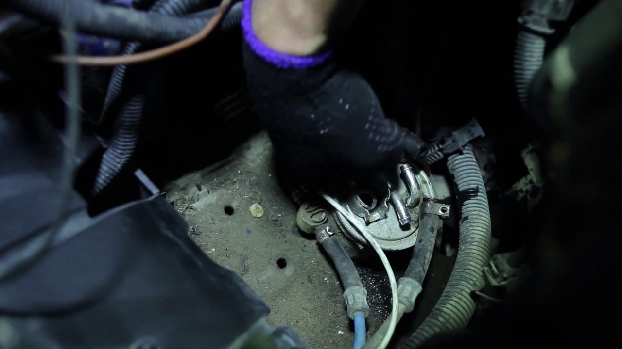 Cоmo cambiar filtro de combustible VW T4 TRANSPORTER [VÍDEO TUTORIAL DE AUTODOC]