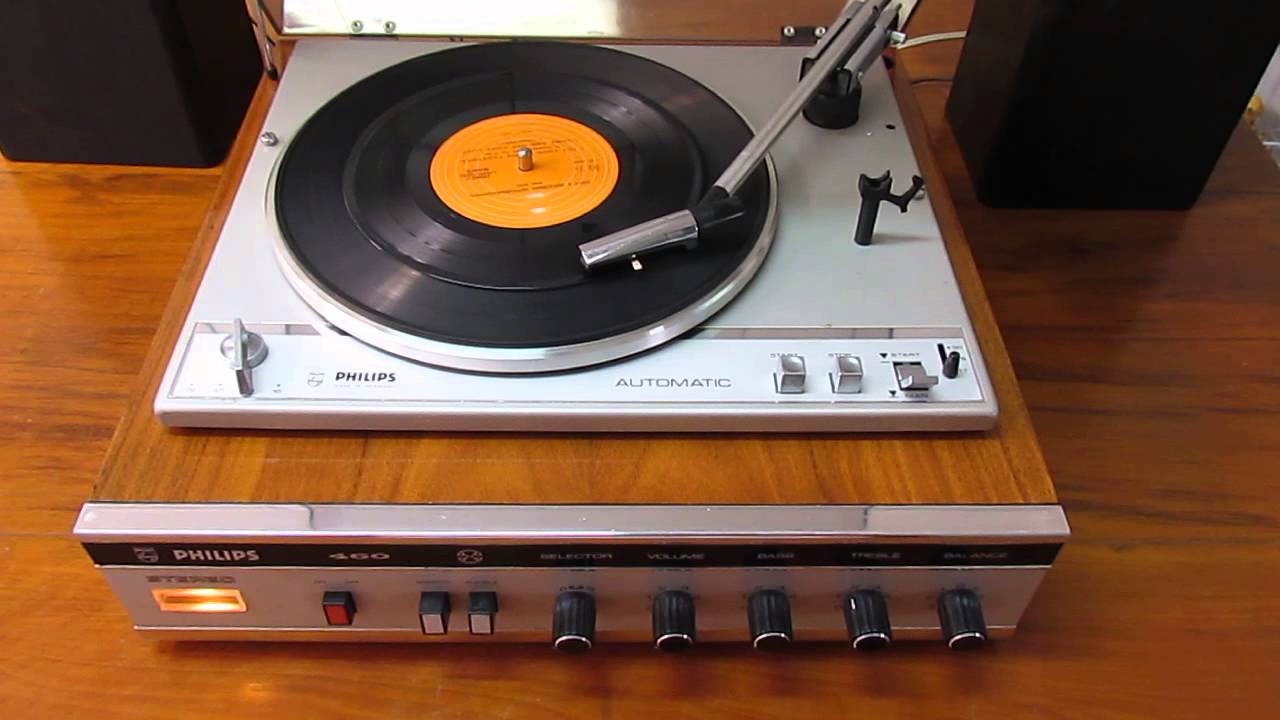 Vitrola Toca Discos Philips 460 modelo 06GF460 Autom&aacute;tica Amplificada Antiga Perfeita
