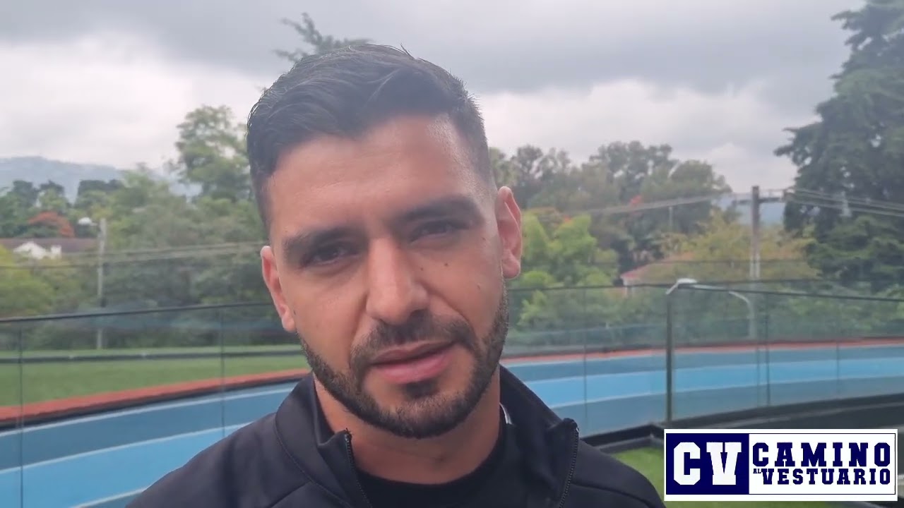 Matías Rotondi atacante del CSD Municipal sobre la Selección de Guatemala y Deportivo Mixco