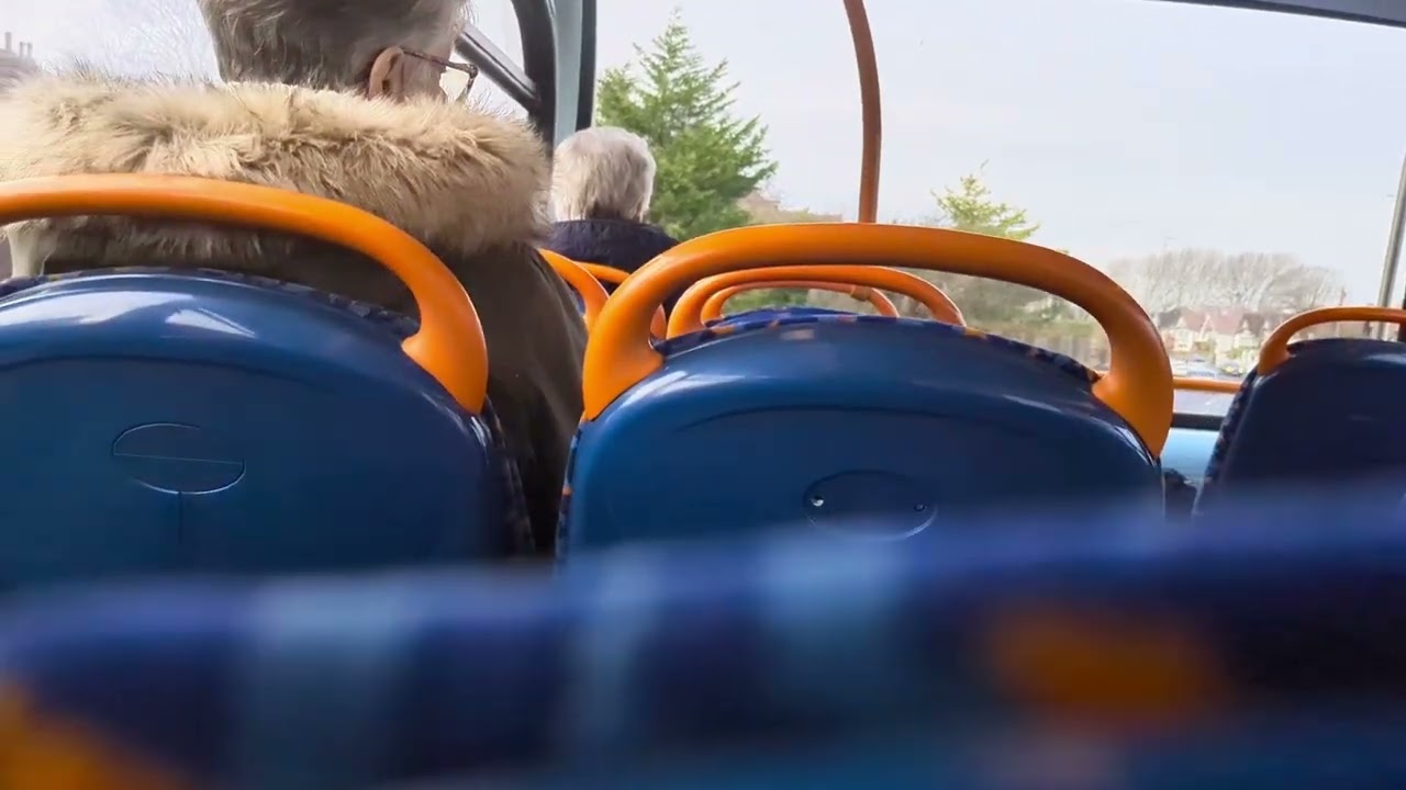 Going on a Link bus (GN59 EWT)